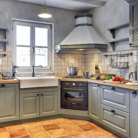 Holiday home Matia Pula
